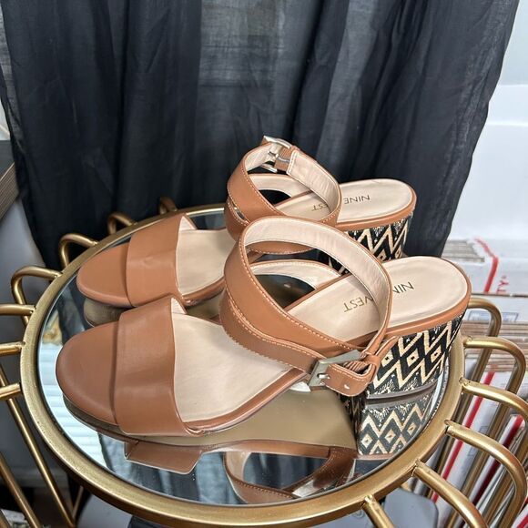 Nine West Gondola Sandals - Picture 3 of 5